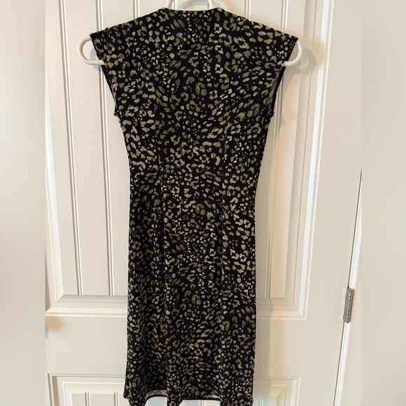 Tommy Bahama Leopard Print Knot Front Dress Black XS Sleeveless - Picture 5 of 6